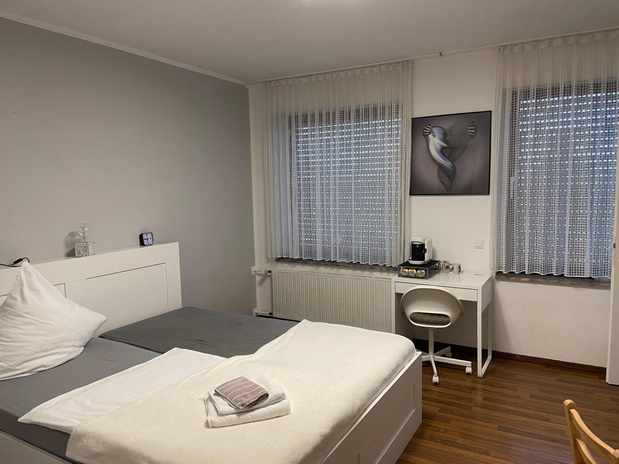 Hotel Kronenhof & Gaststaette Zum Fehling Юліх Екстер'єр фото
